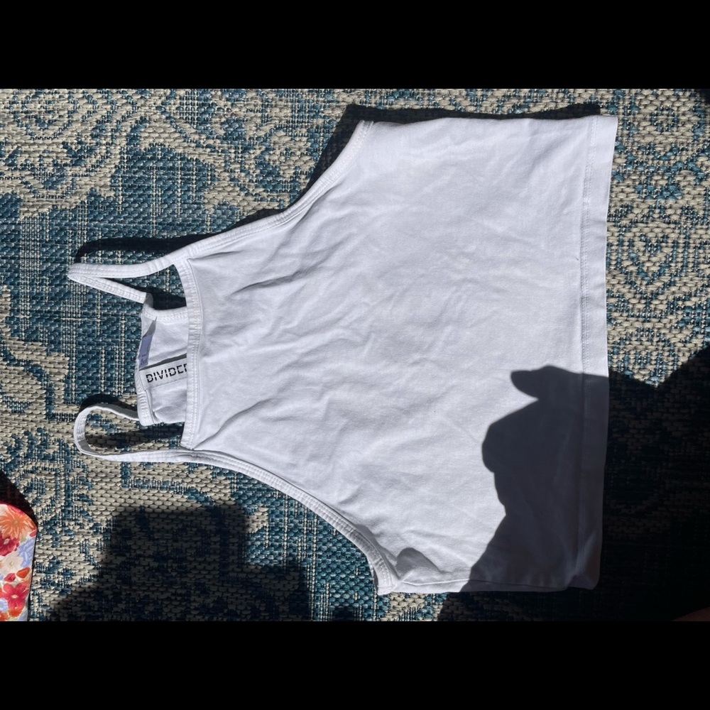 white tank